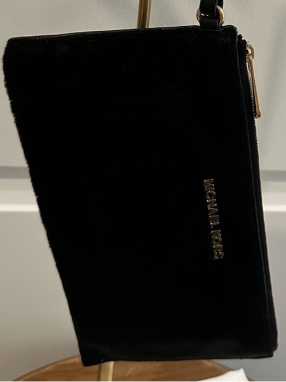 MICHAEL MICHAEL KORS Bedford Calf Hair Clutch Wristlet in Black, EUC Like New 🖤